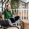 Iris (17) stopte met school, maar kan nu tóch naar het gala: ‘Soms moet je groot dromen’
