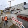Beim Kaffeetrinken verschluckt: Gericht sieht das als Arbeitsunfall