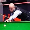 Het was nog even bibberen: Luca Brecel geeft zege bijna uit handen, maar stoot wél door op English Open