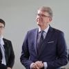 „Partei der Mauerbauer und Folterknechte“: Weimer hält AfD und Linke „gleichermaßen schlecht für Deutschland“