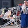 Verbraucherpreise ziehen an: Energiepreise sinken kaum noch – Lebensmittel werden teurer