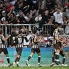 Fußball-Bundesliga: 3:3-Spektakel: BVB gibt Sieg bei St. Pauli aus der Hand