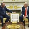 Merz’ misslungenes Gastgeschenk?: Trump soll Kopie der Geburtsurkunde seines Großvaters bereits haben