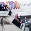 Flüchtlingspolitik: Jeder Zweite fände Auswahl Geflüchteter im Ausland besser