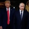 Trump danst weer naar Poetins pijpen: Zelensky niet bij topontmoeting