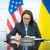 Minerais en Ukraine : l’accord avec les États-Unis a officiellement été signé par Kiev