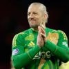 Transferupdates | Pasveer (41) zou contract bij Ajax gaan verlengen