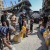 Witte Huis onderzoekt “de echtheid van berichten” over dodelijke schoten bij hulppost in Gaza - Rechtse Amerikaanse evangelist nieuwe topman omstreden hulporganisatie