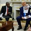 Ramaphosa trapt bij persconferentie niet in Trumps val