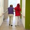 Pflegekosten: Krankenkasse warnt vor Beitragssteigerungen in der Pflege