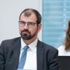 Grundgesetz: Kinderrechte ins Grundgesetz - Minister unterstützt Petition