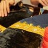 REPORTAGE. Envie d’apprendre la broderie bretonne ? Des ateliers tout l’été dans cette école à Quimper