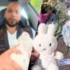 Vlogger gaat land over met excuusvideo knuffels Jeffrey en Emma: ‘Ik schaam mij diep als Syriër’