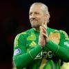 Remko Pasveer (41) gaat verlengen bij Ajax: ervaren doelman begint aan 23ste seizoen