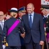 Terwijl De Wever om zijn moeder roept, vervangt Francken hem als premier. Maar mag hij dan ook iets beslissen?