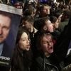 Eurozapping : Nicuşor Dan élu président en Roumanie