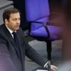 Linke pocht auf Mitsprache: Klingbeil macht Druck bei Reform der Schuldenbremse