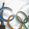 Le retour des anneaux olympiques sur la tour Eiffel ne se fera pas "avant 2026"