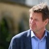 Yannick Jadot poursuivi en diffamation par TotalEnergies : le sénateur écologiste relaxé