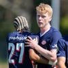 PSV-debutant Pléa scoort bij doelpuntrijk gelijkspel in oefenduel met Stuttgart