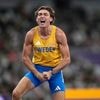 Duplantis springt wereldrecord van 6,30 meter, Laros heeft ‘nog wat overgehouden’ voor finale