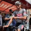 Live Tour | Van der Poel sukkelt nog steeds met verkoudheid op dag van heuvelrit
