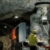 Catonator: Mobiler Roboter sägt sich elektrisch mit 2-Meter-Säge durch Gestein