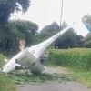 En Bretagne, un avion électrique avec deux personnes à bord atterrit en urgence dans un champ
