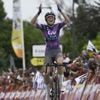 VIDEO. Tour de France femmes : la victoire surprise de Mavi Garcia, le maillot jaune sur les épaules de Kim Le Court... Le résumé de la 2e étape