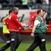 NEC'er Proper houdt hersenschudding over aan akelige botsing met ploeggenoot