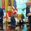 Fußball: WM-Auslosung in Washington - Trump spricht über Putin-Besuch