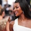Mutterschaft mit über 50: Naomi Campbell zeigt sich mit ihren kleinen Kindern