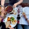 Mehr als Brot und Wein: Gemeinsamer Häppchen-Genuss macht mehr Spaß