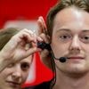 Indribbelen, vliegende wissels en tijdstraffen: KNVB en PSV testen nieuwe spelregels