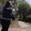 Watch: BBC team flees drone attack in Ukraine