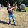Passionnés de musique celte, ils ont inventé un instrument unique : une lyre gauloise… électrique !