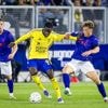 Kian Visser maakt kort voor tijd met omhaal gelijk namens Cambuur tegen Willem II