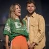 Freek feliciteert 'dappere' jarige Suzan na emotionele weken