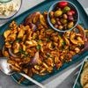 Dé streetfoodklassieker bij uitstek: in de oven geroosterde kip shawarma