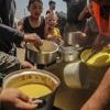Israël laat weer 'basishoeveelheid' voedsel toe in Gaza na maandenlange blokkade
