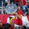 Emotionaler Bayern-Tag: Müllers Abschied mit Bierdusche und Beerdigungs-Witz