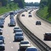 Un homme qui avait grimpé au sommet d’un panneau d’autoroute secouru en Seine-Saint-Denis