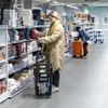 Van deurmat tot dweilmachine: bij Action wordt over elk detail vergaderd en op elke euro gelet