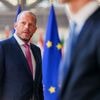 Legerbonden verlaten vroegtijdig overleg met minister Francken (N-VA): “De maat is vol! Geen greintje respect!”