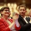 SPD-Chef betont gutes Verhältnis: Klingbeil nennt Debatte um Esken "beschämend"