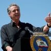Plots toont de gouverneur van Californië een conservatief gezicht