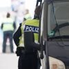 Overvaller schiet agent dood in Duits tankstation