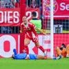 „Neuer Meilenstein, den wir erreicht haben“: Bayern-Fußballerinnen von Rekordkulisse erst gelähmt, dann begeistert