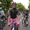 In het Wiel | ‘Petje af en chapeau voor de organisatie van de Giro’