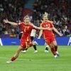 Spanje klopt Duitsland na verlenging en treft Engeland van Wiegman in EK-finale